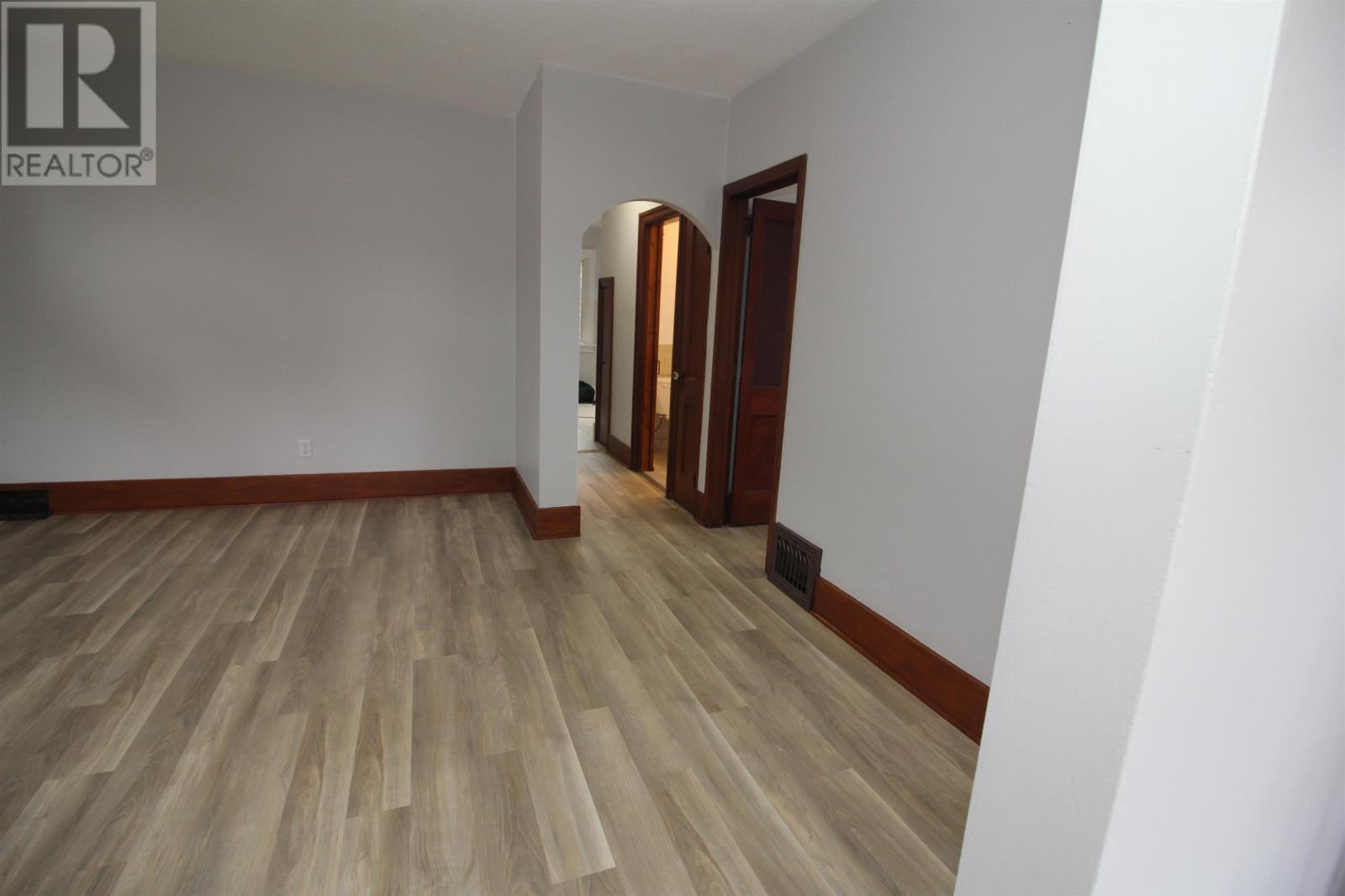 473 John St., Thunder Bay, Ontario  P7B 1X9 - Photo 6 - TB253392