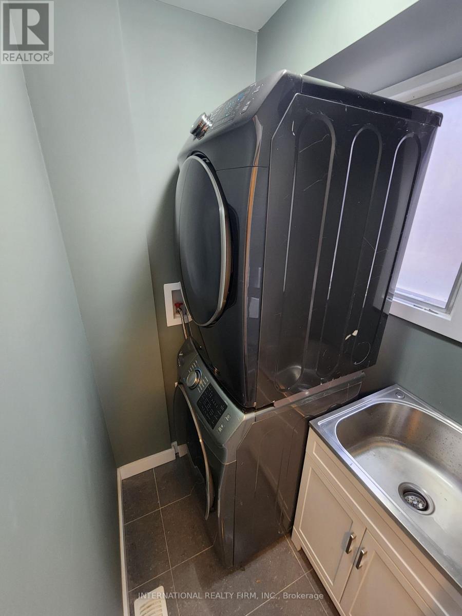 Lower - 435 Hansen Road N, Brampton, Ontario  L6V 3P6 - Photo 12 - W12515814