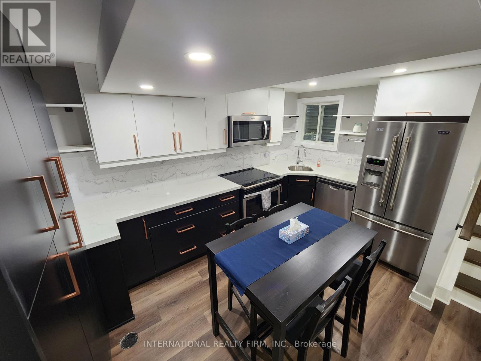 Lower - 435 Hansen Road N, Brampton, Ontario  L6V 3P6 - Photo 2 - W12515814