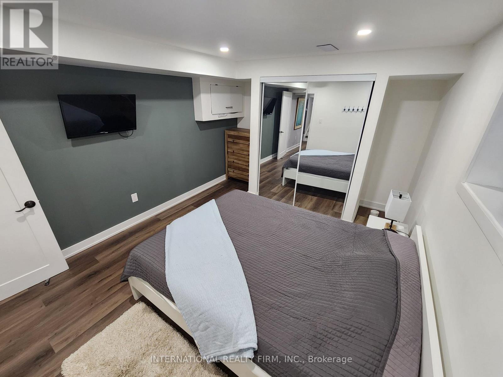 Lower - 435 Hansen Road N, Brampton, Ontario  L6V 3P6 - Photo 8 - W12515814