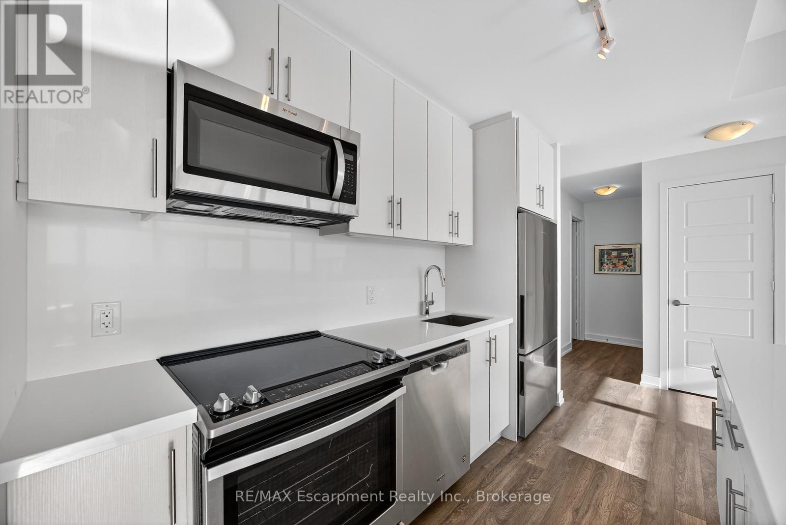 125 - 317 Broward Way, Innisfil, Ontario  L9S 0M6 - Photo 7 - N12515972