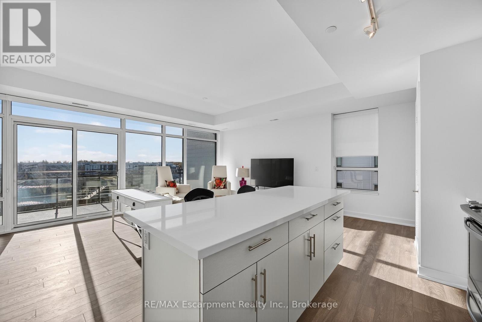 125 - 317 Broward Way, Innisfil, Ontario  L9S 0M6 - Photo 8 - N12515972