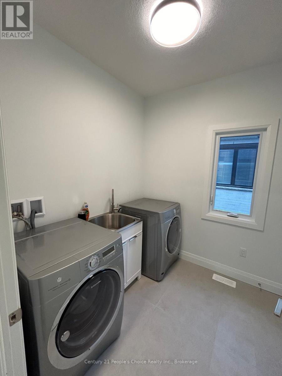 43 Weymouth Street, Woolwich, Ontario  N3B 0E6 - Photo 18 - X12515948