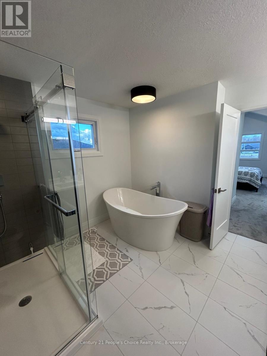 43 Weymouth Street, Woolwich, Ontario  N3B 0E6 - Photo 28 - X12515948