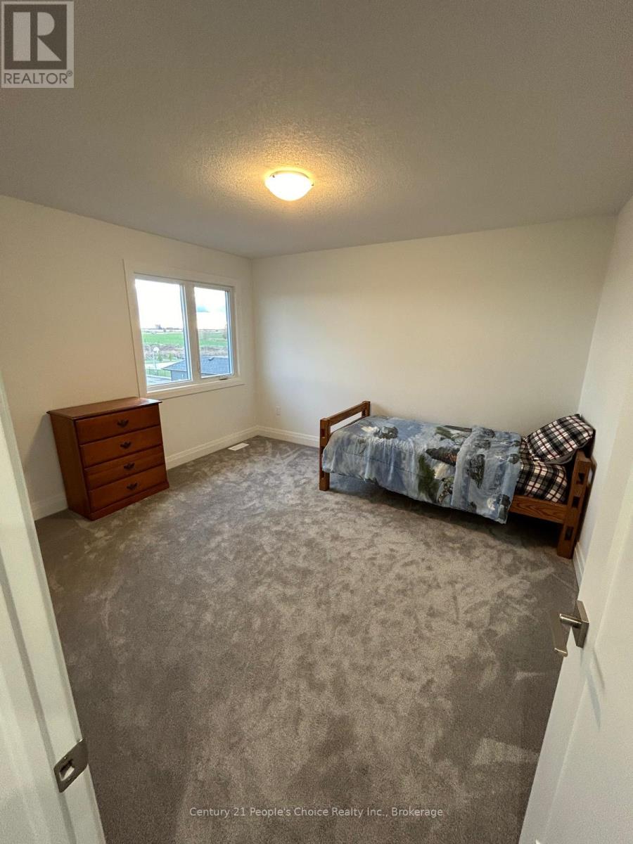 43 Weymouth Street, Woolwich, Ontario  N3B 0E6 - Photo 33 - X12515948