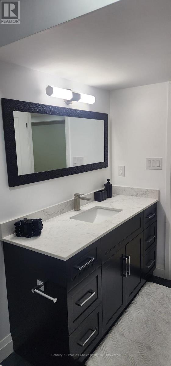 43 Weymouth Street, Woolwich, Ontario  N3B 0E6 - Photo 46 - X12515948