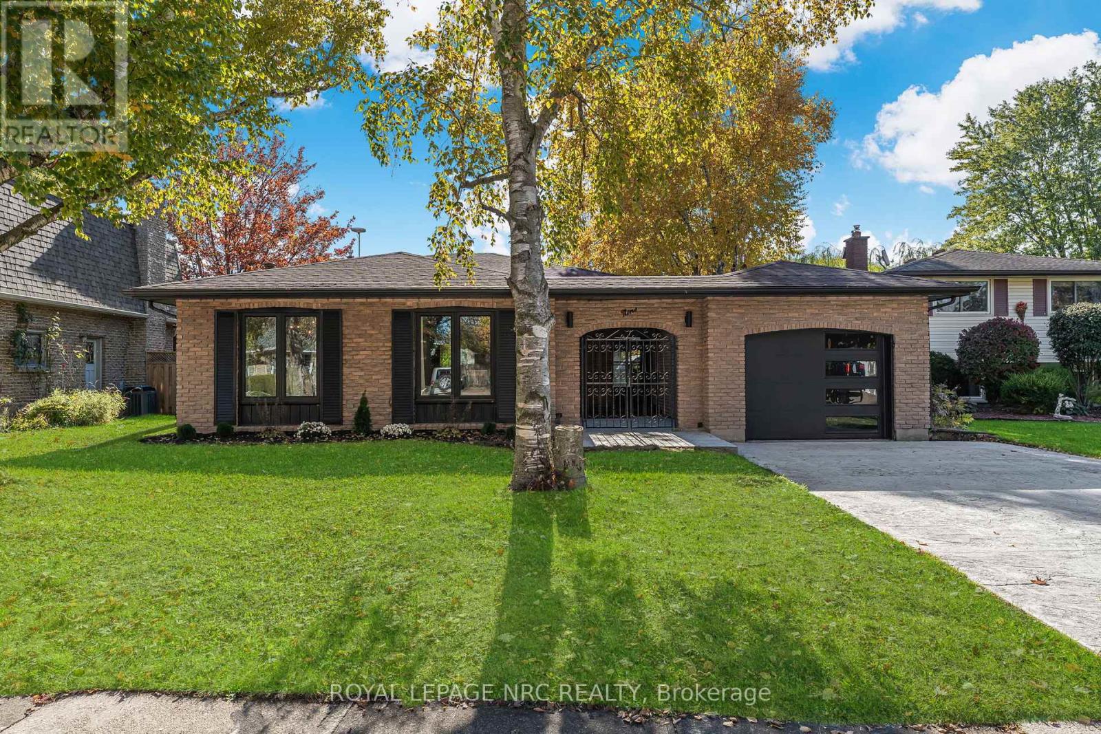 9 Windermere Court, Welland, Ontario  L3C 5V4 - Photo 3 - X12515848