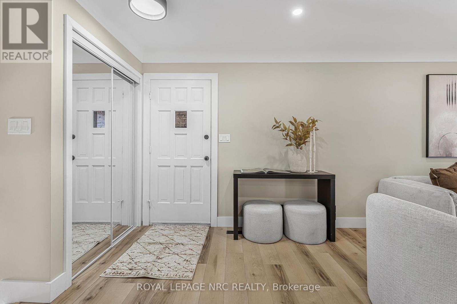 9 Windermere Court, Welland, Ontario  L3C 5V4 - Photo 7 - X12515848