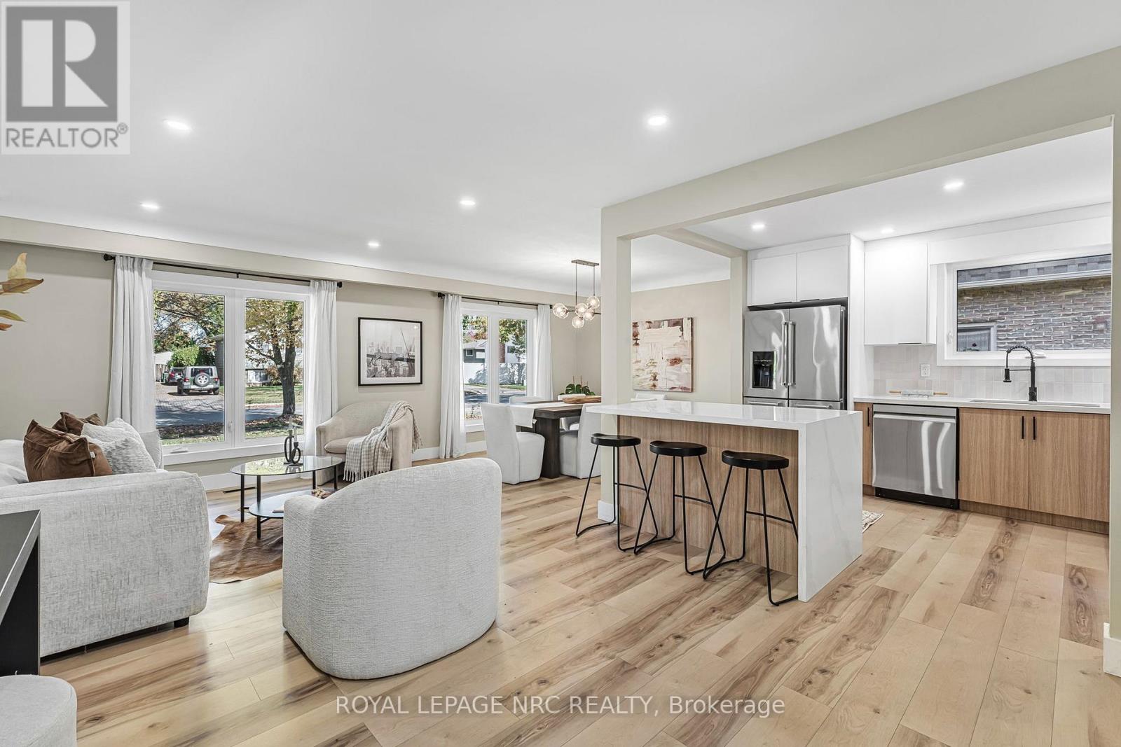 9 Windermere Court, Welland, Ontario  L3C 5V4 - Photo 8 - X12515848