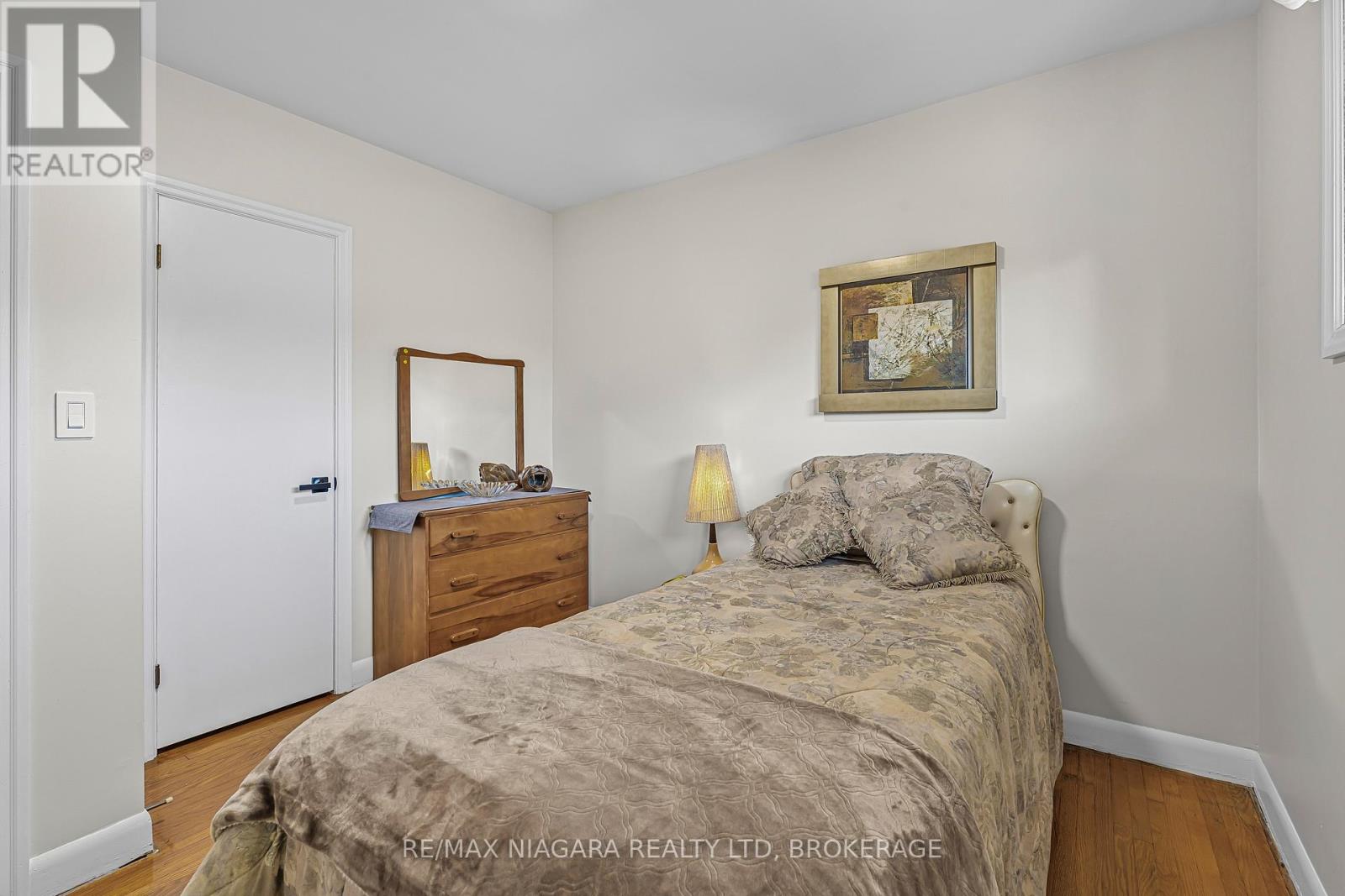 448 Bunting Road, St. Catharines (Carlton/bunting), Ontario  L2M 3Z4 - Photo 21 - X12515936