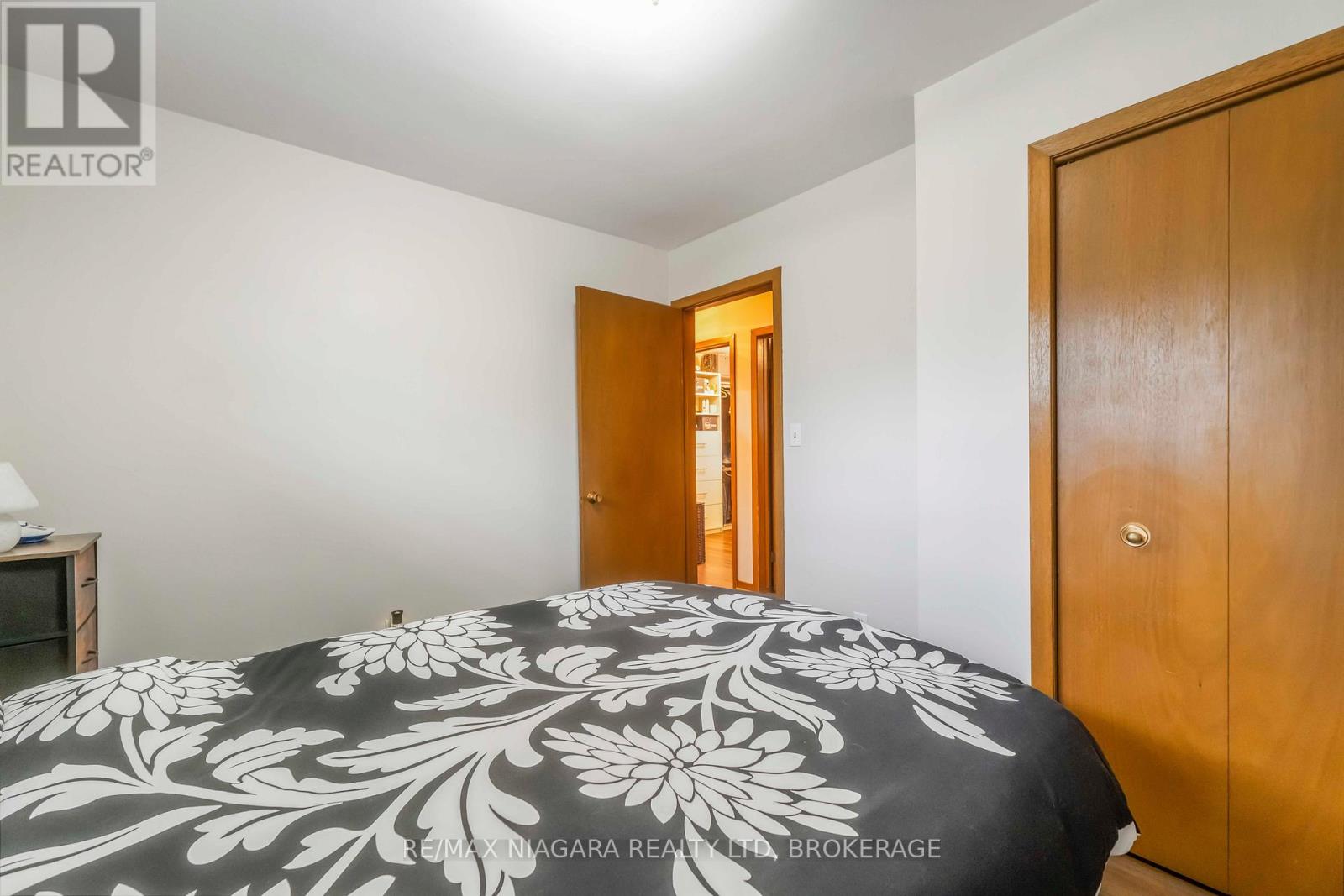 4075 Pettit Avenue, Niagara Falls, Ontario  L2E 6K4 - Photo 19 - X12515940