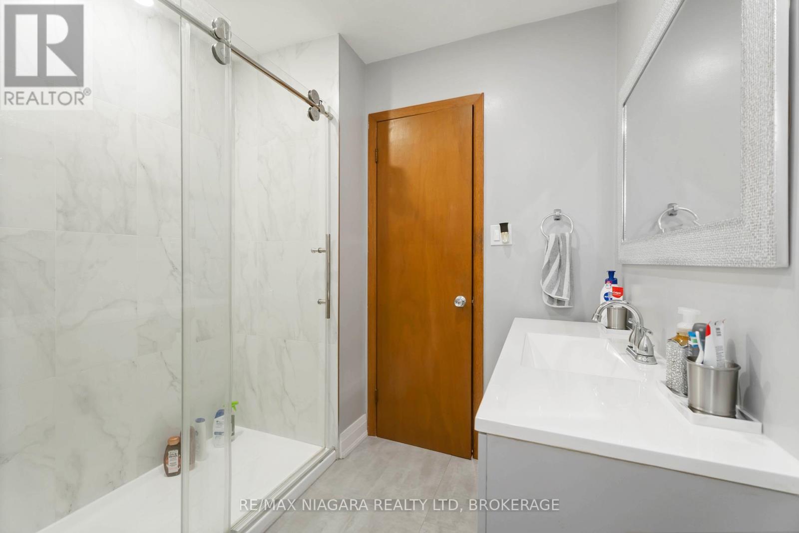 4075 Pettit Avenue, Niagara Falls, Ontario  L2E 6K4 - Photo 23 - X12515940