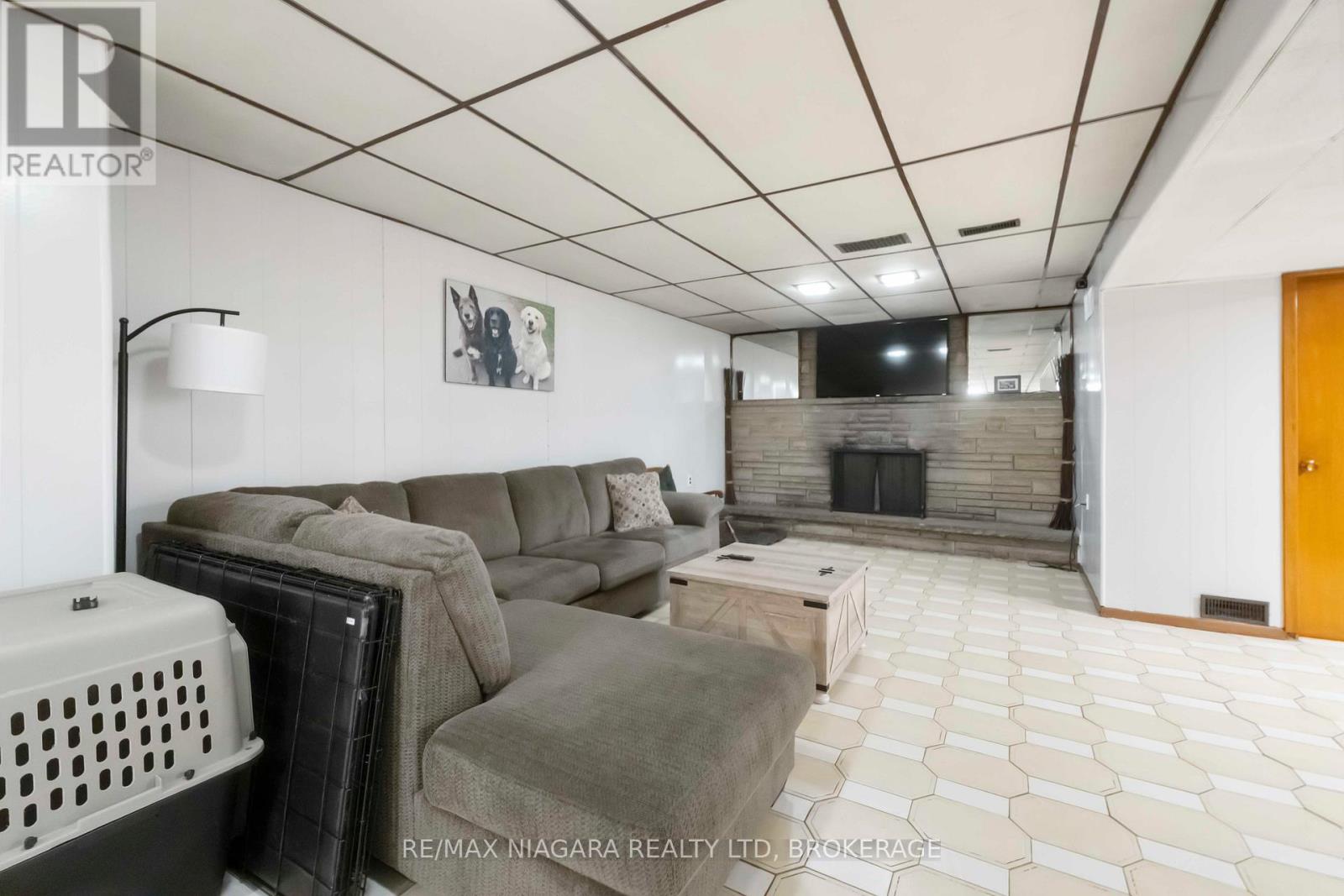 4075 Pettit Avenue, Niagara Falls, Ontario  L2E 6K4 - Photo 26 - X12515940