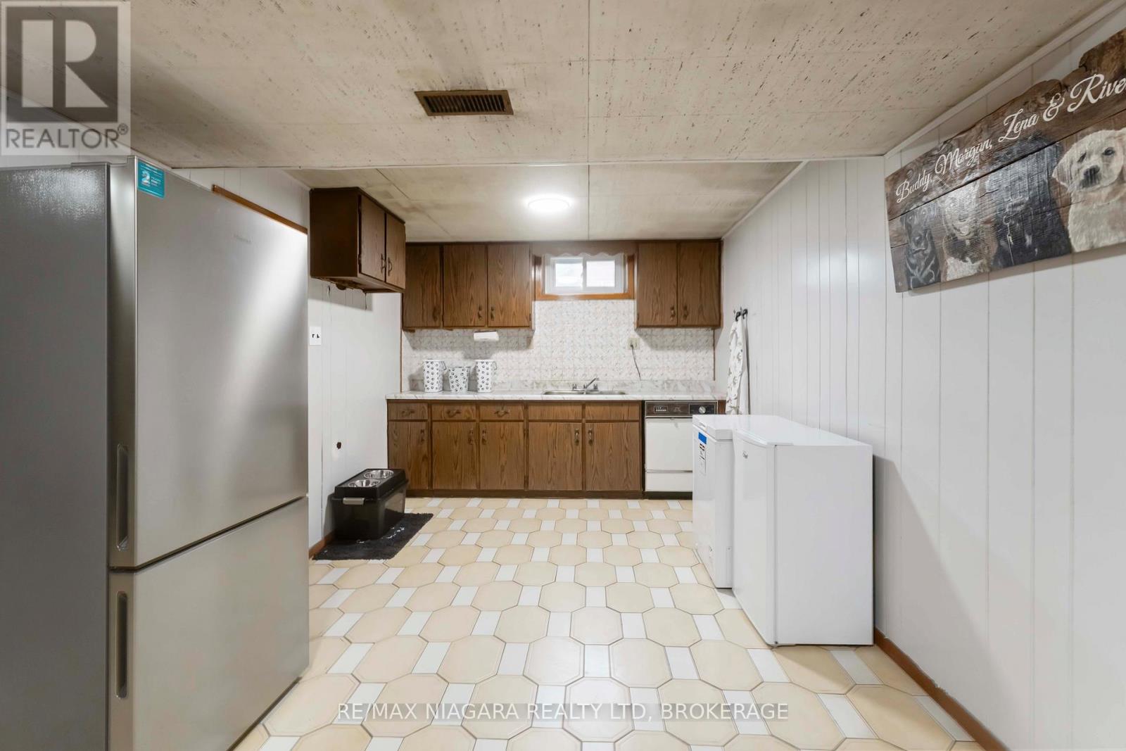 4075 Pettit Avenue, Niagara Falls, Ontario  L2E 6K4 - Photo 28 - X12515940