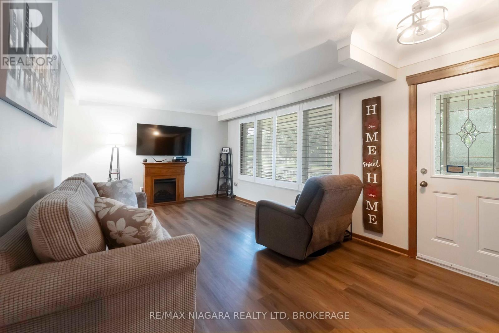 4075 Pettit Avenue, Niagara Falls, Ontario  L2E 6K4 - Photo 7 - X12515940