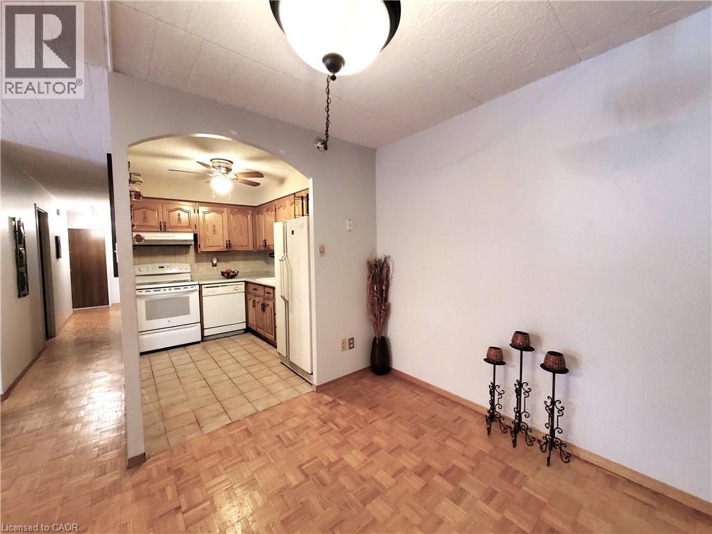 6 Walton Avenue Unit# 104, Kitchener, Ontario  N2C 2B5 - Photo 9 - 40786148