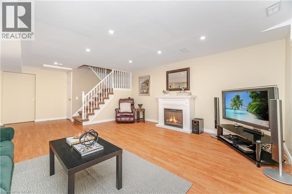 2243 Turnberry Road Unit# 38, Burlington, Ontario  L7M 4S6 - Photo 26 - 40785957