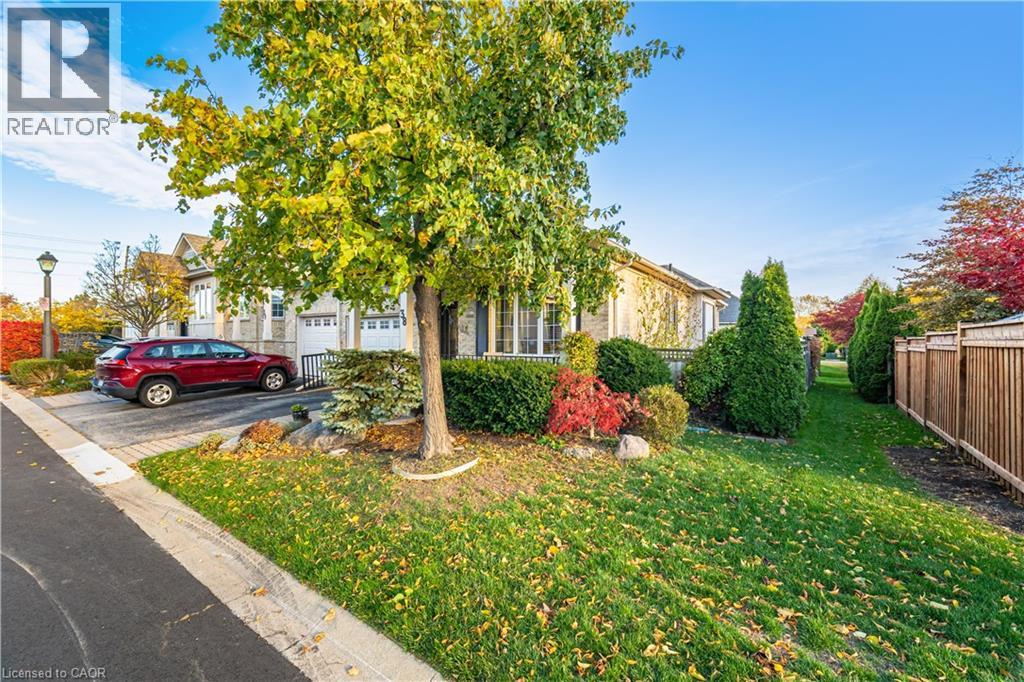 2243 Turnberry Road Unit# 38, Burlington, Ontario  L7M 4S6 - Photo 3 - 40785957