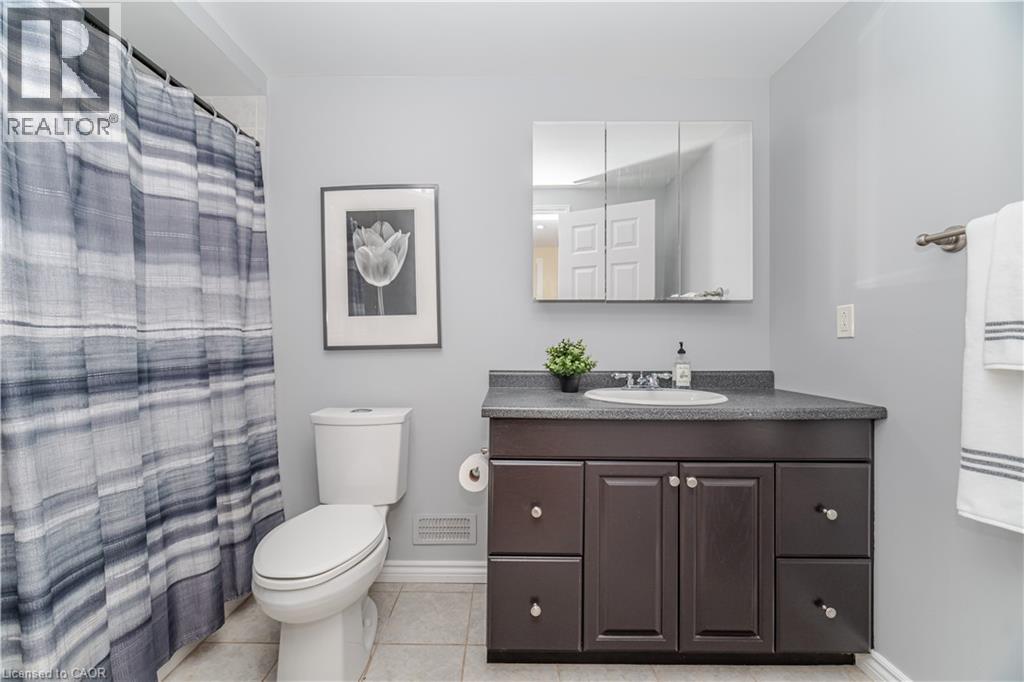 2243 Turnberry Road Unit# 38, Burlington, Ontario  L7M 4S6 - Photo 31 - 40785957