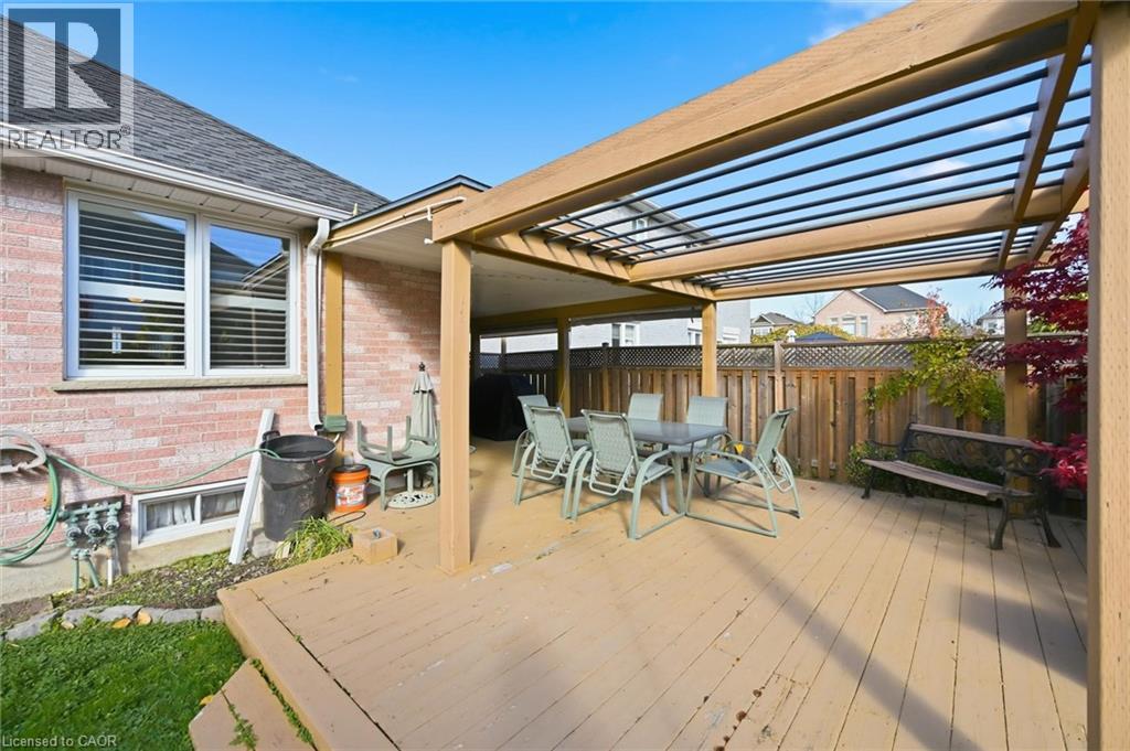 44 Rockhaven Lane, Waterdown, Ontario L8B 0J7 - Photo 37 - 40784894