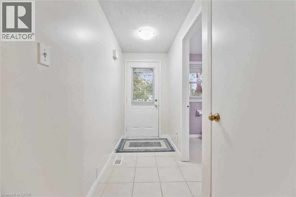 35 Edgemere Drive, Cambridge, Ontario  N1P 1A9 - Photo 9 - 40781781