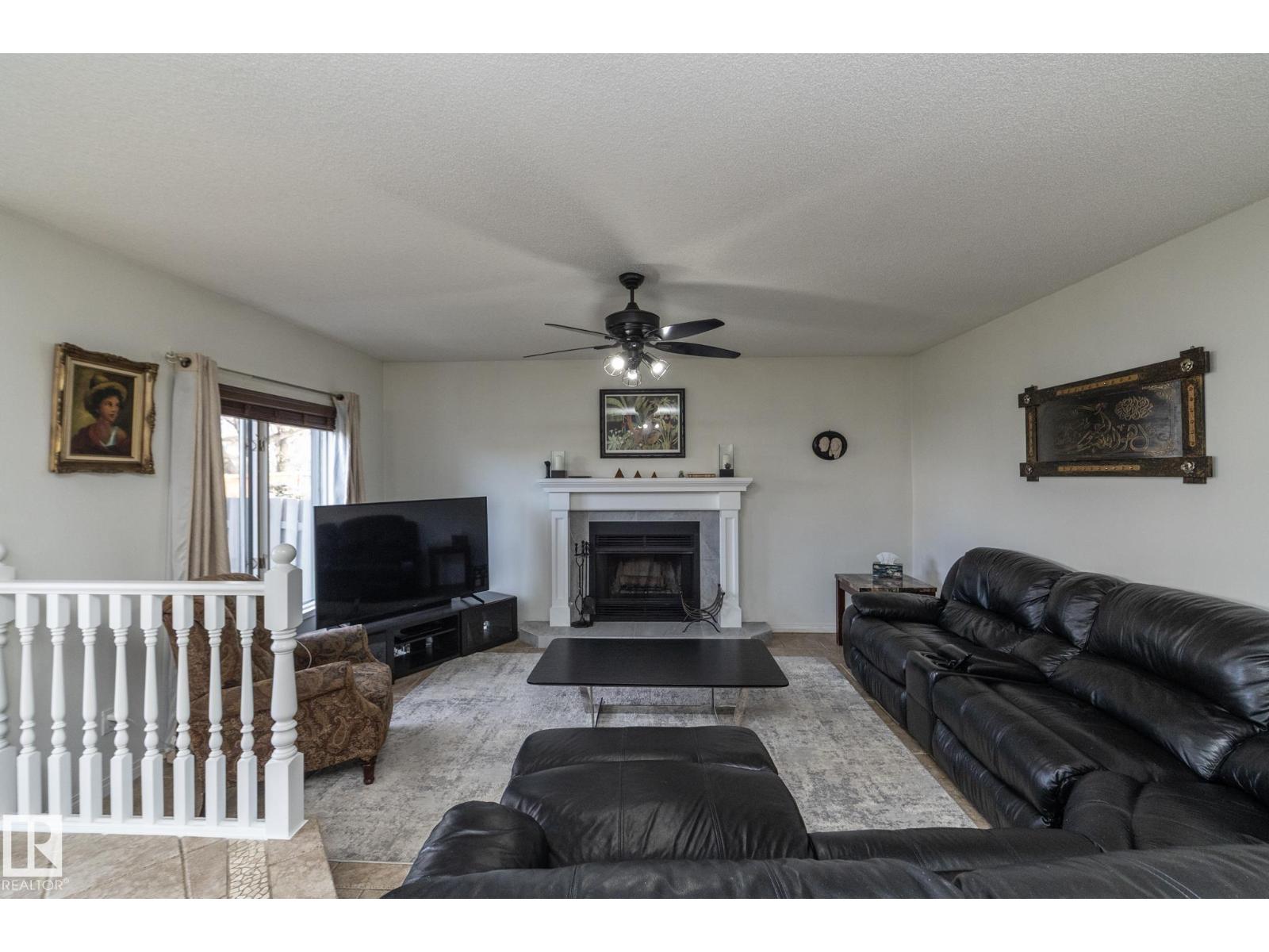 12 Elsinore Pl Nw, Edmonton, Alberta  T5X 5W3 - Photo 25 - E4464883