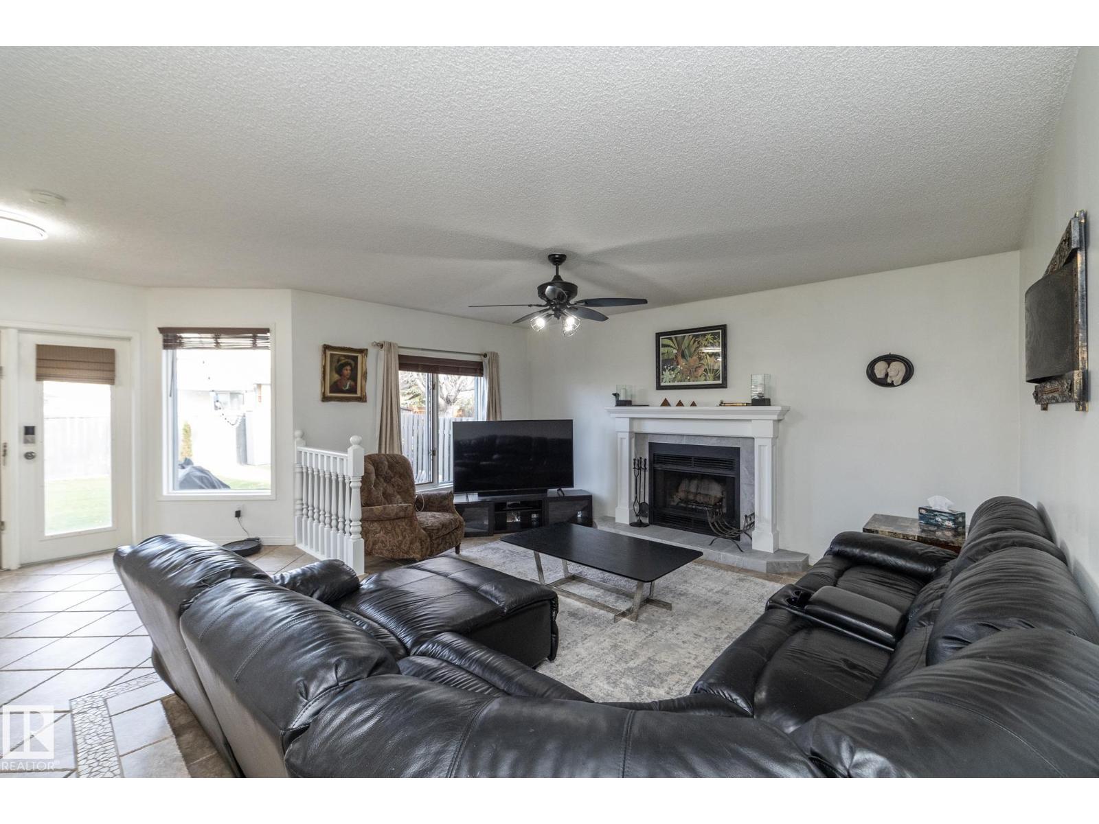 12 Elsinore Pl Nw, Edmonton, Alberta  T5X 5W3 - Photo 27 - E4464883