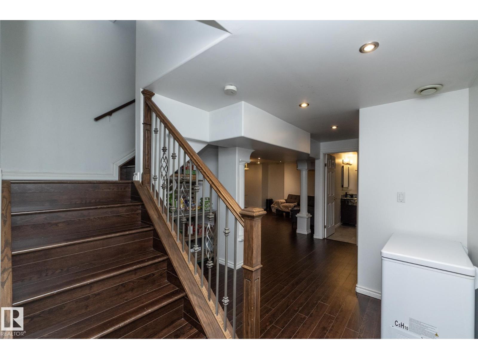 12 Elsinore Pl Nw, Edmonton, Alberta  T5X 5W3 - Photo 46 - E4464883