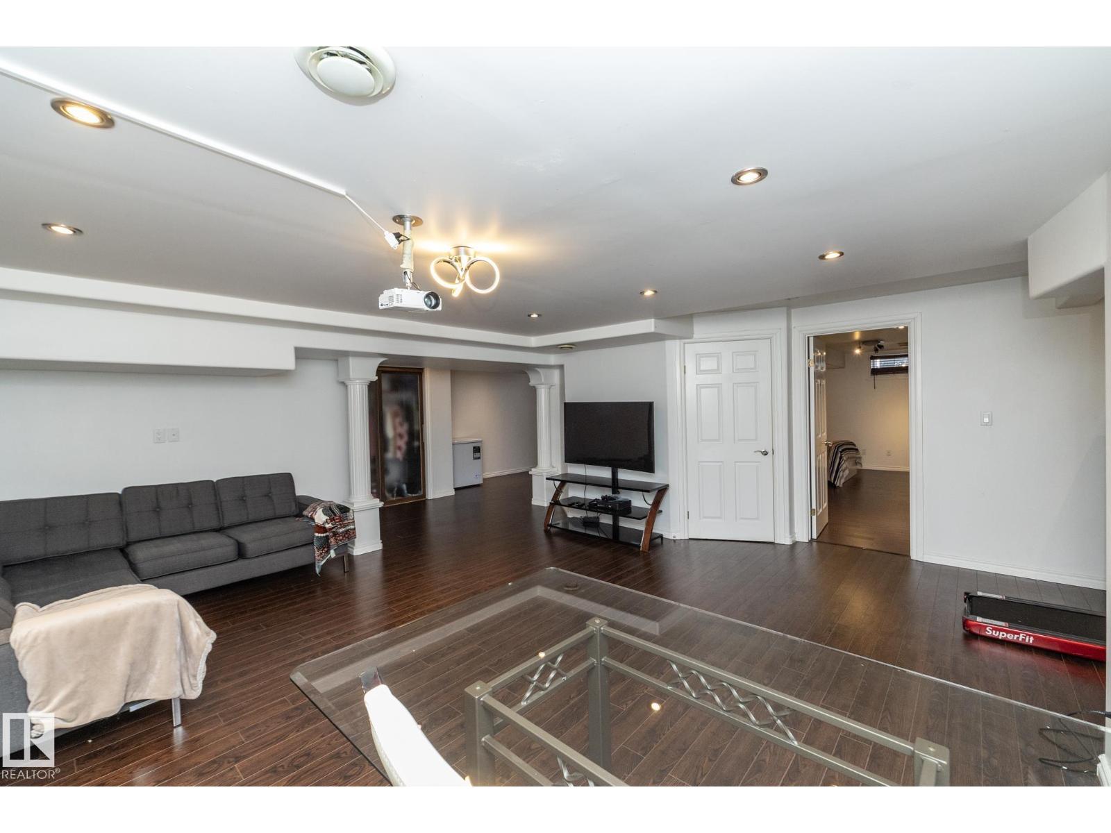 12 Elsinore Pl Nw, Edmonton, Alberta  T5X 5W3 - Photo 51 - E4464883