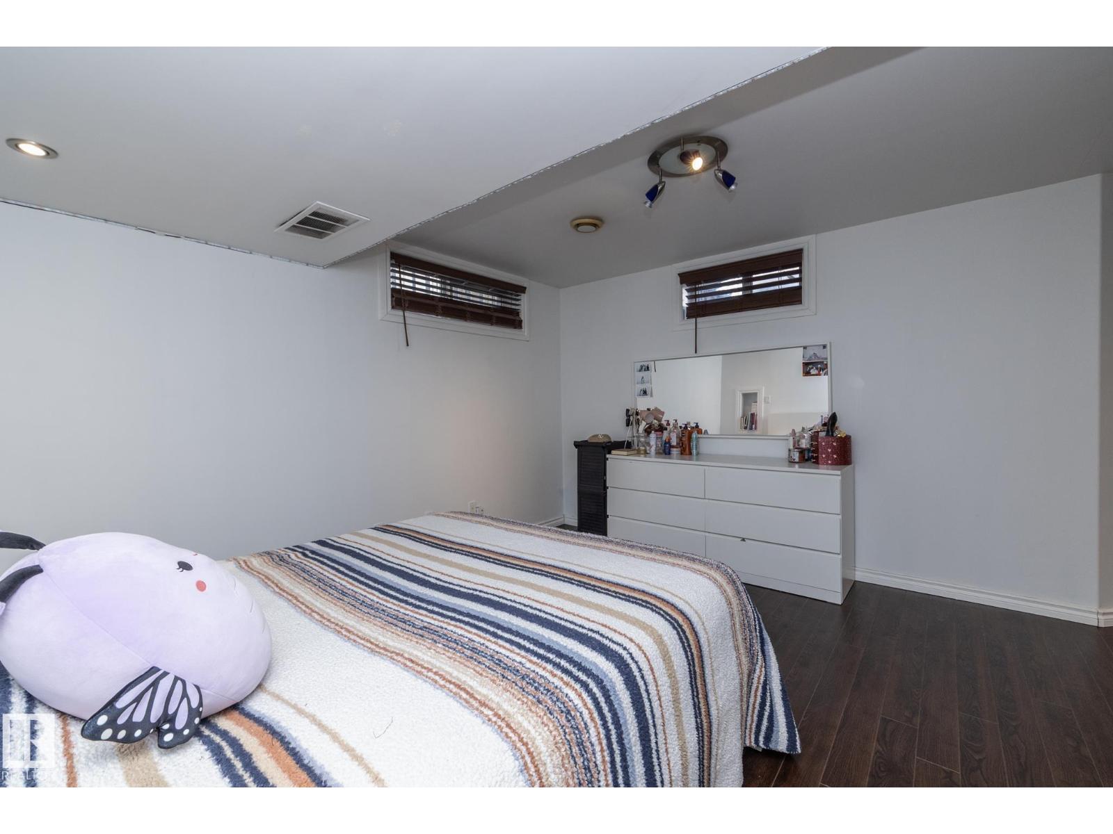 12 Elsinore Pl Nw, Edmonton, Alberta  T5X 5W3 - Photo 55 - E4464883