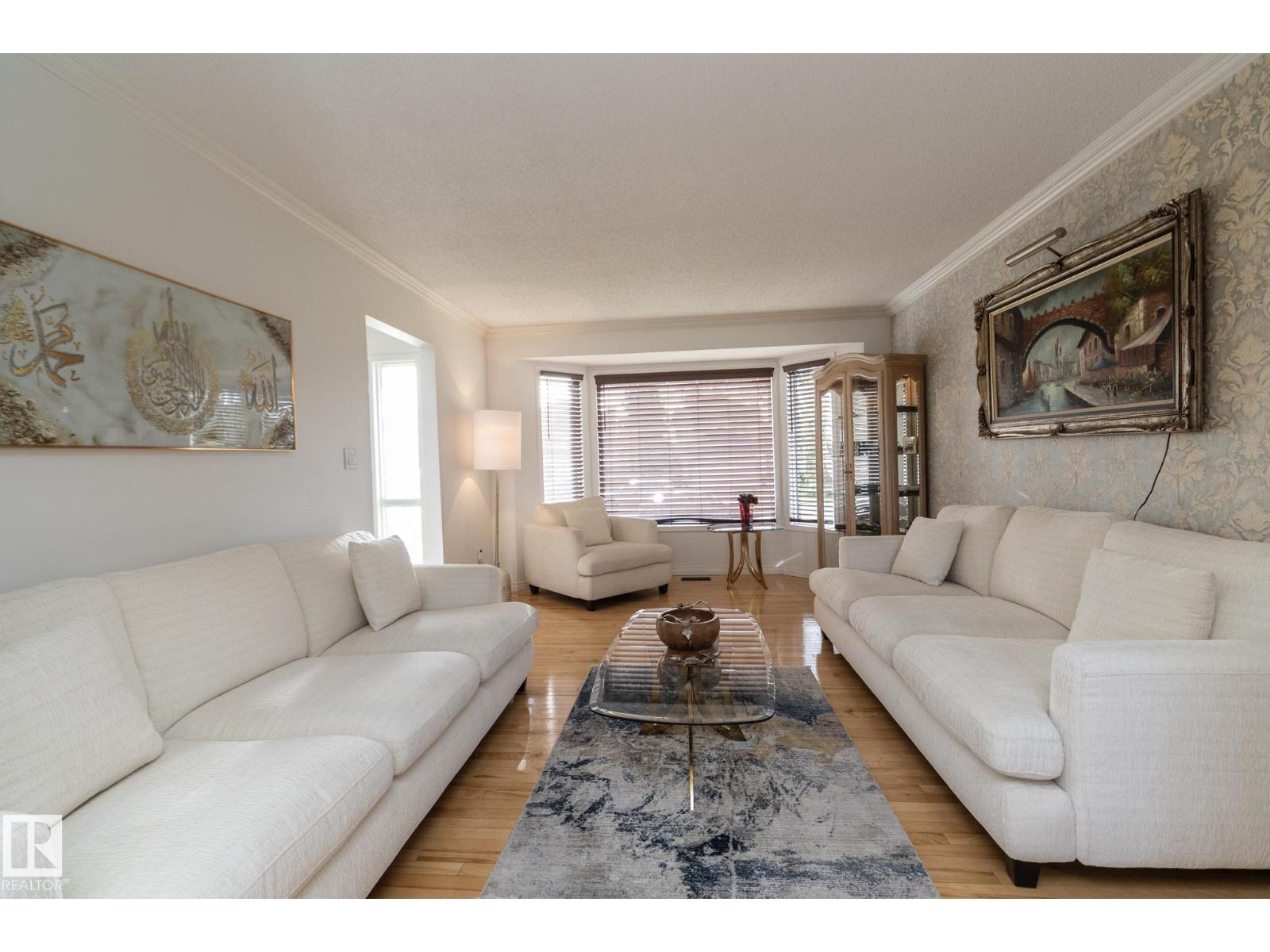 12 Elsinore Pl Nw, Edmonton, Alberta  T5X 5W3 - Photo 7 - E4464883