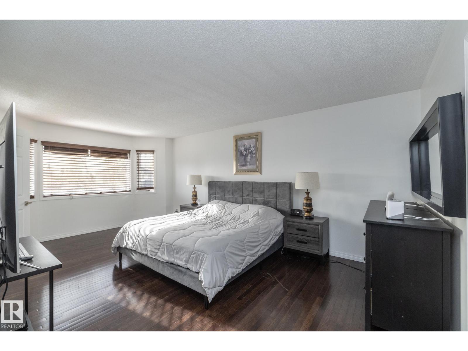 12 Elsinore Pl Nw, Edmonton, Alberta  T5X 5W3 - Photo 8 - E4464883