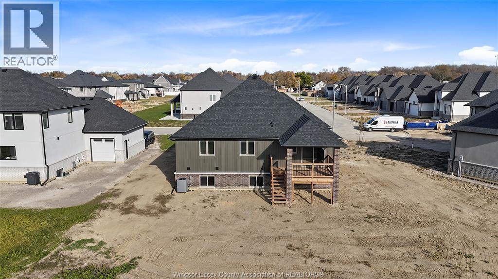 4418 Belmont, Comber, Ontario N0R 1A0 - Photo 27 - 25028165