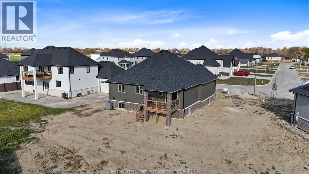 4418 Belmont, Comber, Ontario N0R 1A0 - Photo 29 - 25028165