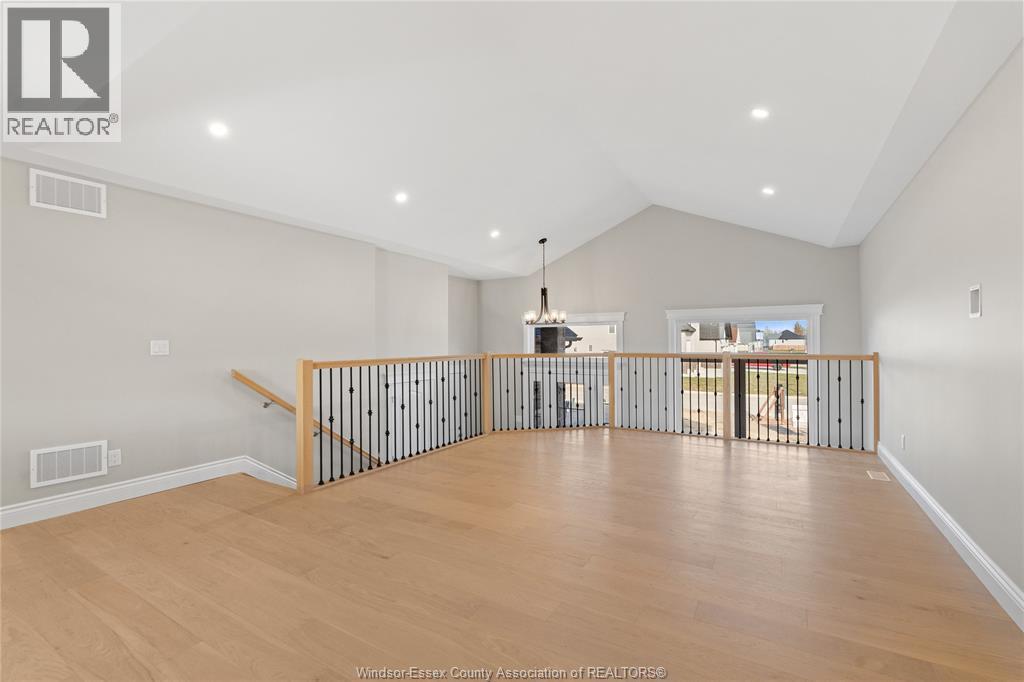 4418 Belmont, Comber, Ontario N0R 1A0 - Photo 8 - 25028165