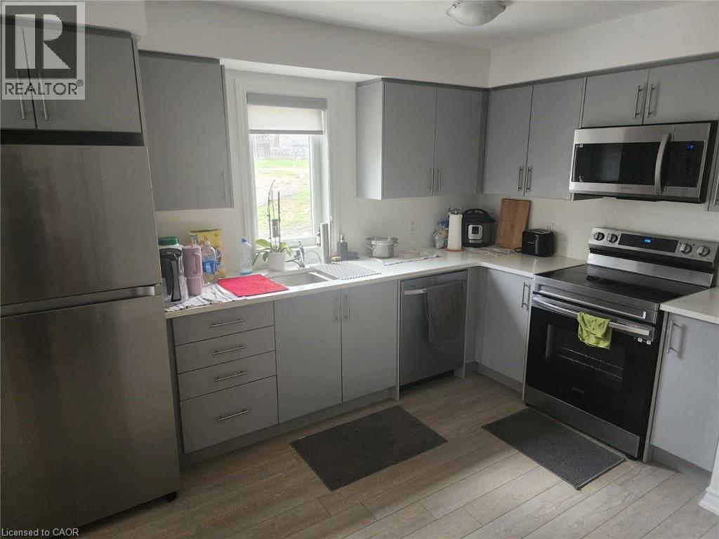 235 Chapel Hill Drive Unit# 33, Kitchener, Ontario  N2R 1N3 - Photo 6 - 40785944