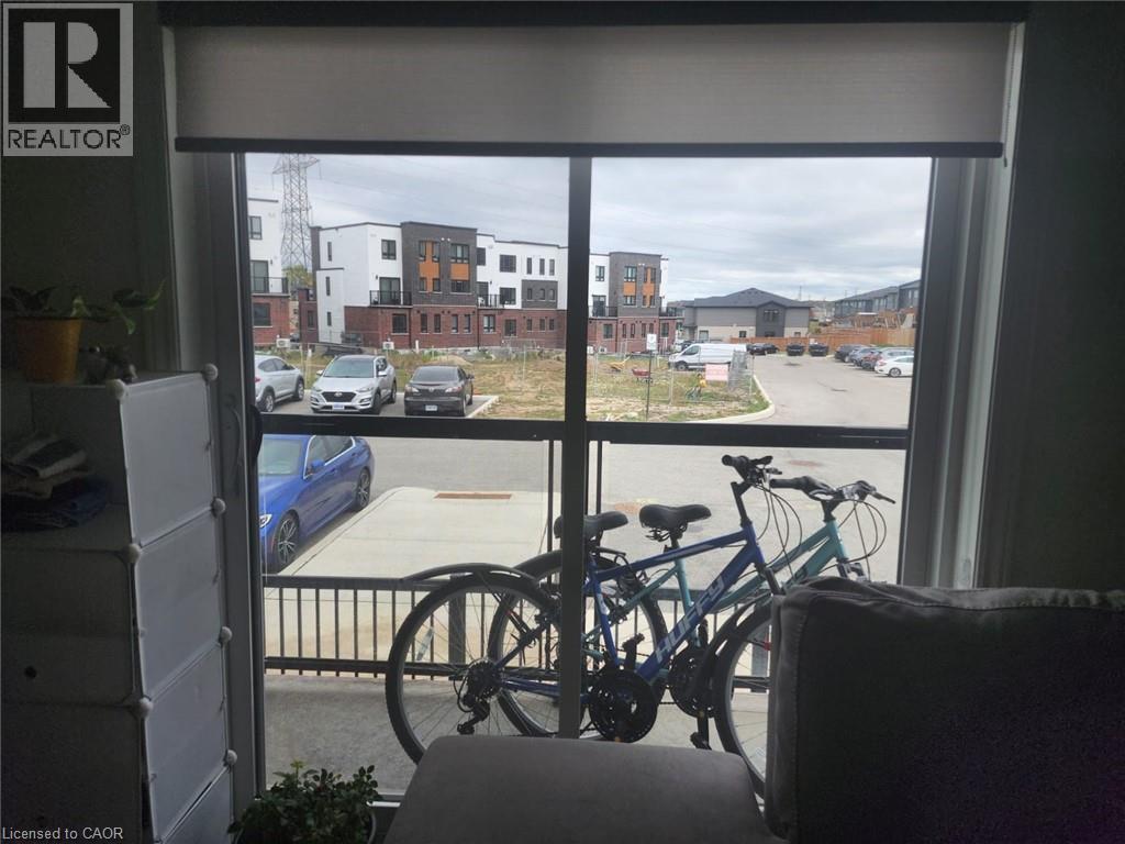 235 Chapel Hill Drive Unit# 33, Kitchener, Ontario  N2R 1N3 - Photo 7 - 40785944