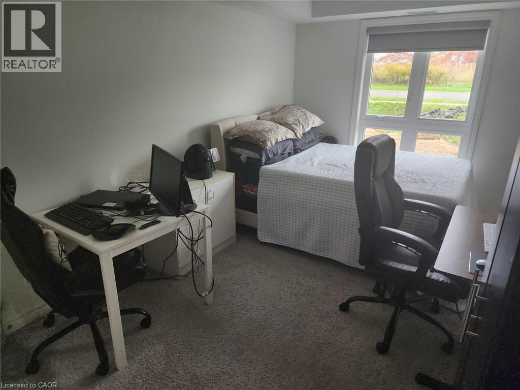 235 Chapel Hill Drive Unit# 33, Kitchener, Ontario  N2R 1N3 - Photo 8 - 40785944