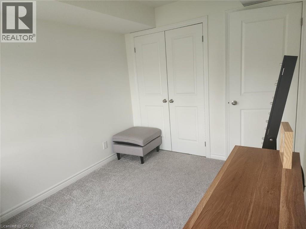 235 Chapel Hill Drive Unit# 33, Kitchener, Ontario  N2R 1N3 - Photo 9 - 40785944