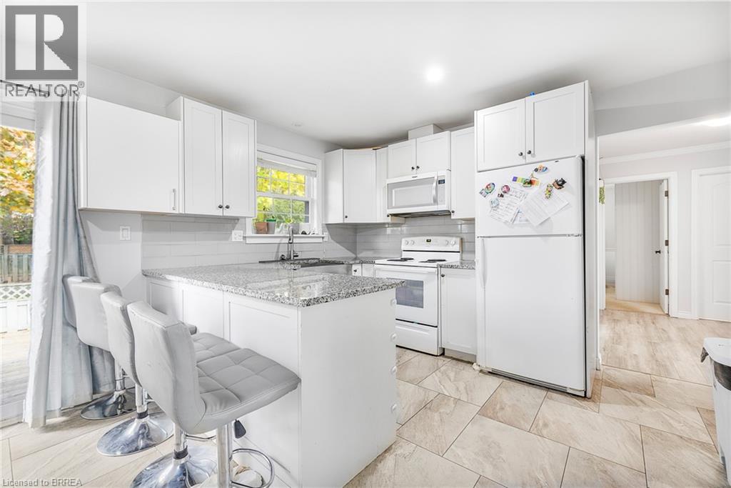 18 Sandlewood Avenue, Brantford, Ontario  N3V 1C6 - Photo 6 - 40781164