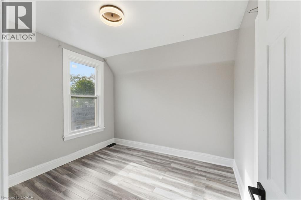 166 Beach Road, Hamilton, Ontario  L8L 4A5 - Photo 16 - 40785888