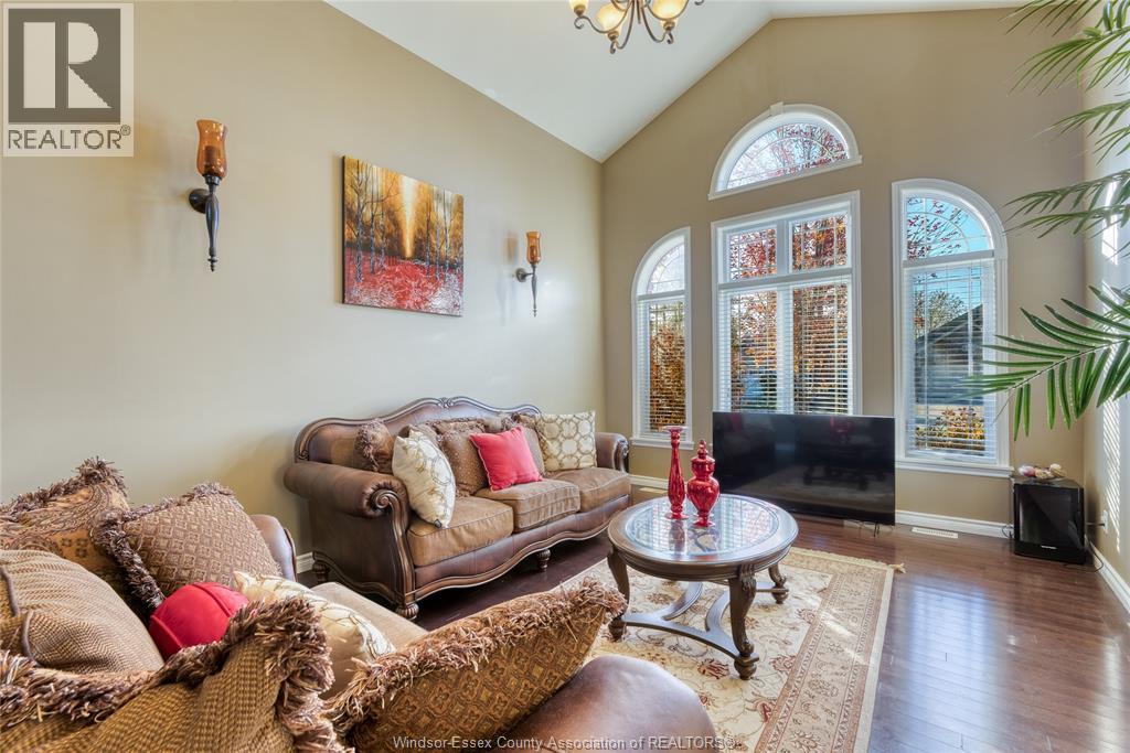 242 Donald Crescent, Belle River, Ontario N0R 1A0 - Photo 12 - 25028169