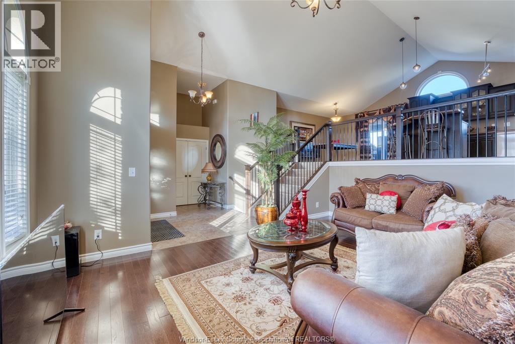 242 Donald Crescent, Belle River, Ontario N0R 1A0 - Photo 10 - 25028169