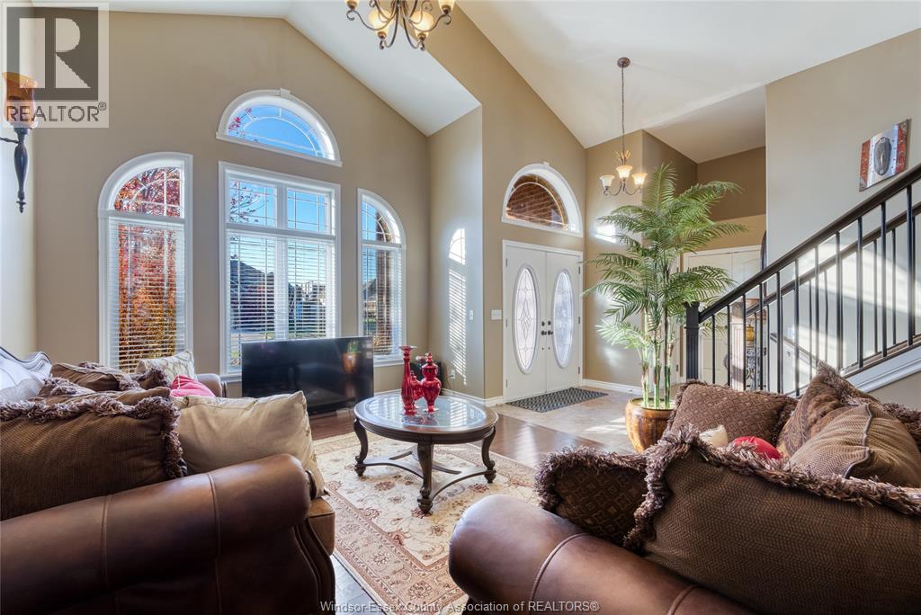 242 Donald Crescent, Belle River, Ontario N0R 1A0 - Photo 11 - 25028169