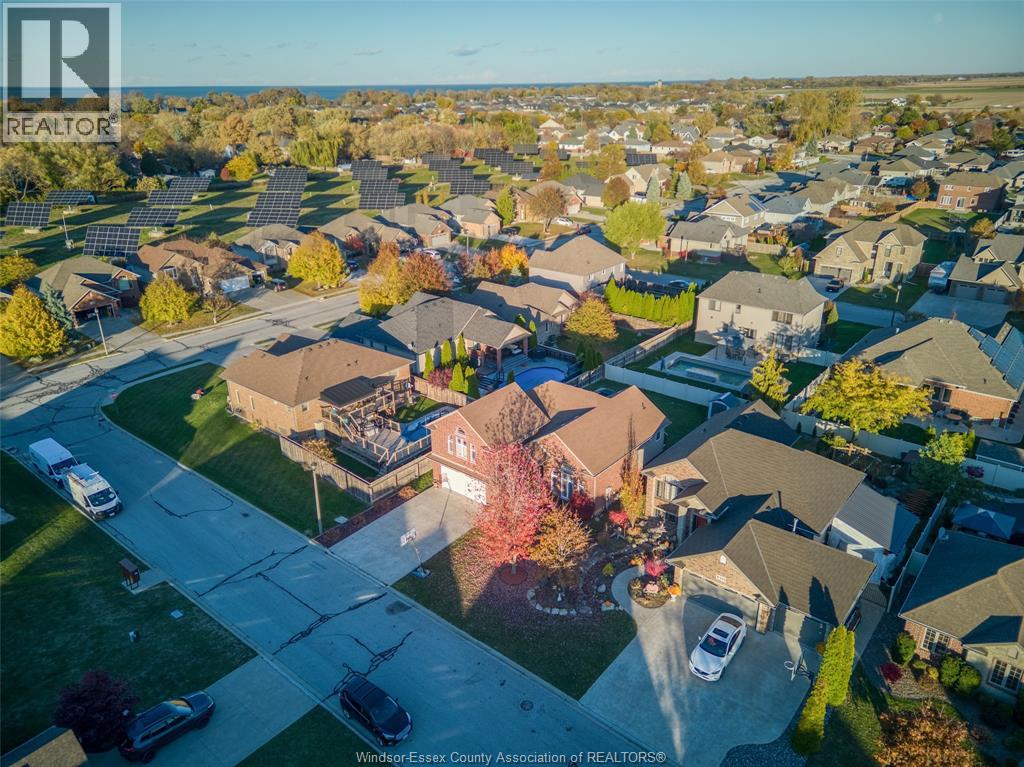 242 Donald Crescent, Belle River, Ontario N0R 1A0 - Photo 4 - 25028169