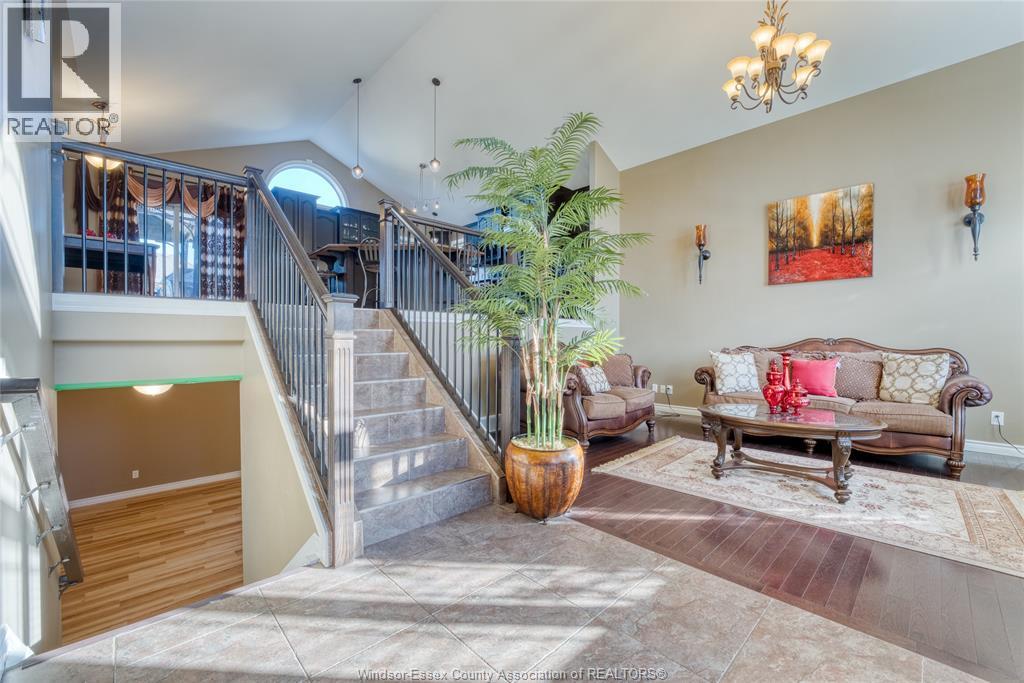 242 Donald Crescent, Belle River, Ontario N0R 1A0 - Photo 8 - 25028169