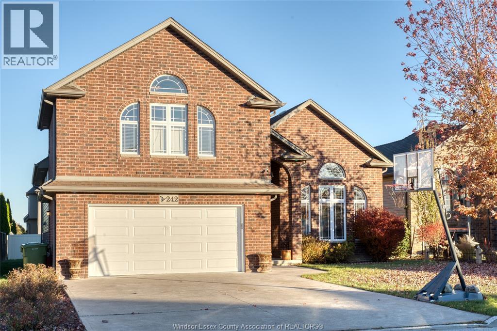 242 Donald Crescent, Belle River, Ontario N0R 1A0 - Photo 2 - 25028169