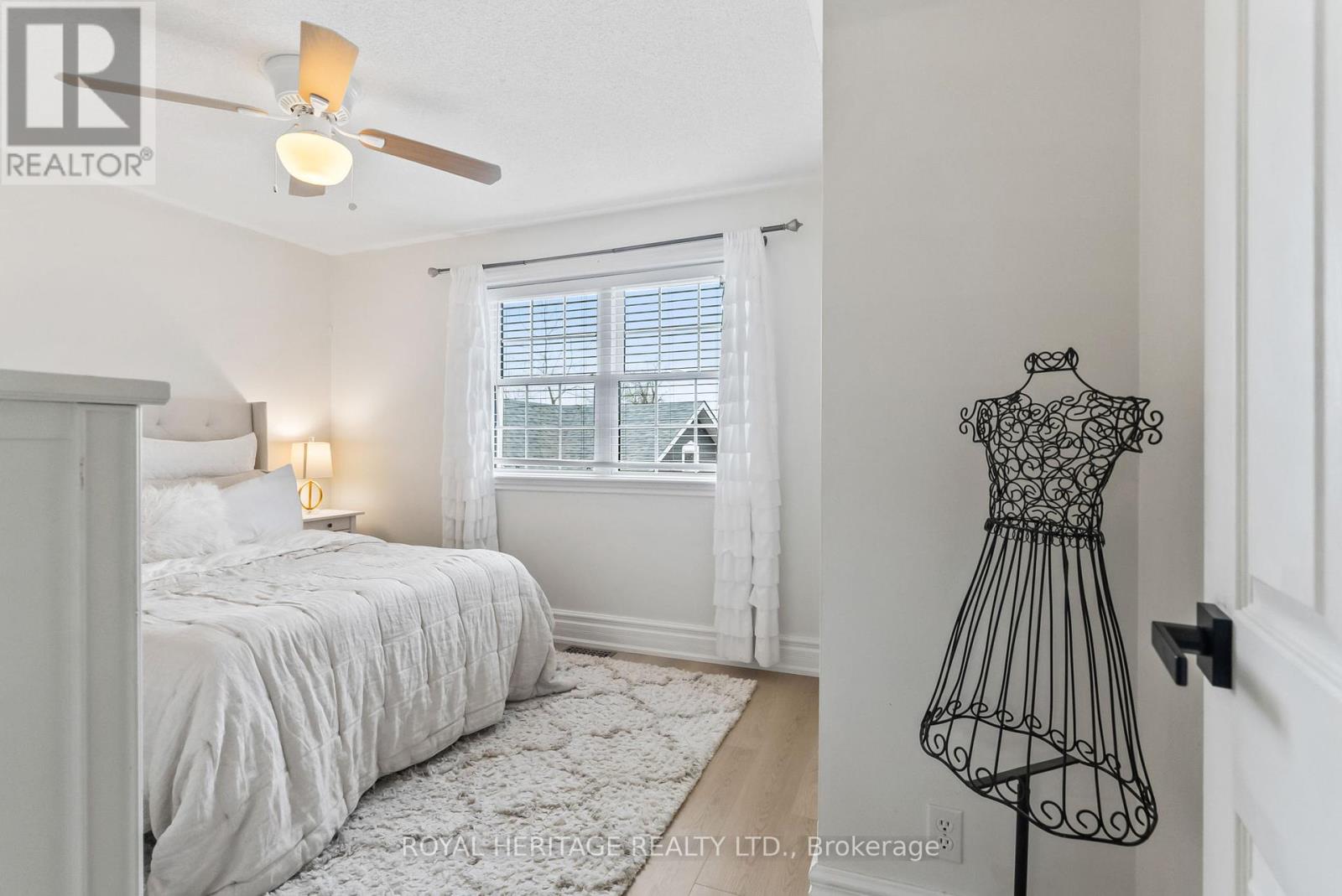 5016 Barber Street E, Pickering, Ontario  L1Y 1B4 - Photo 35 - E12395652