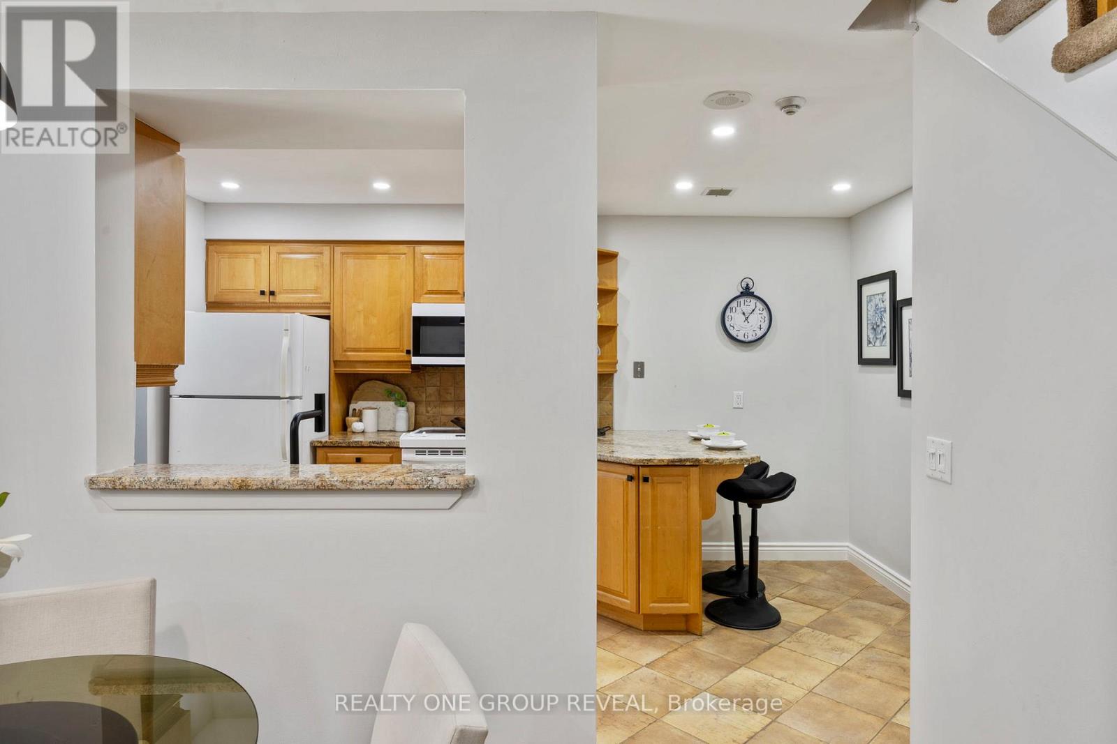 803 - 1400 The Esplanade Drive N, Pickering, Ontario  L1V 6V2 - Photo 17 - E12477865