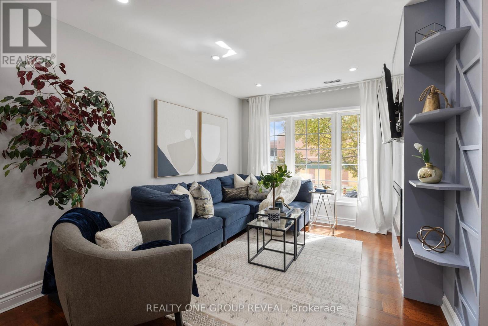 803 - 1400 The Esplanade Drive N, Pickering, Ontario  L1V 6V2 - Photo 7 - E12477865